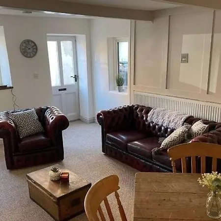 Grade II Listed 2 Bed Cottage With Free Parking King's Lynn Exterior photo