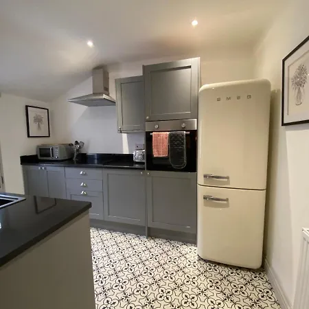 Grade II Listed 2 Bed Cottage With Free Parking King's Lynn Exterior photo