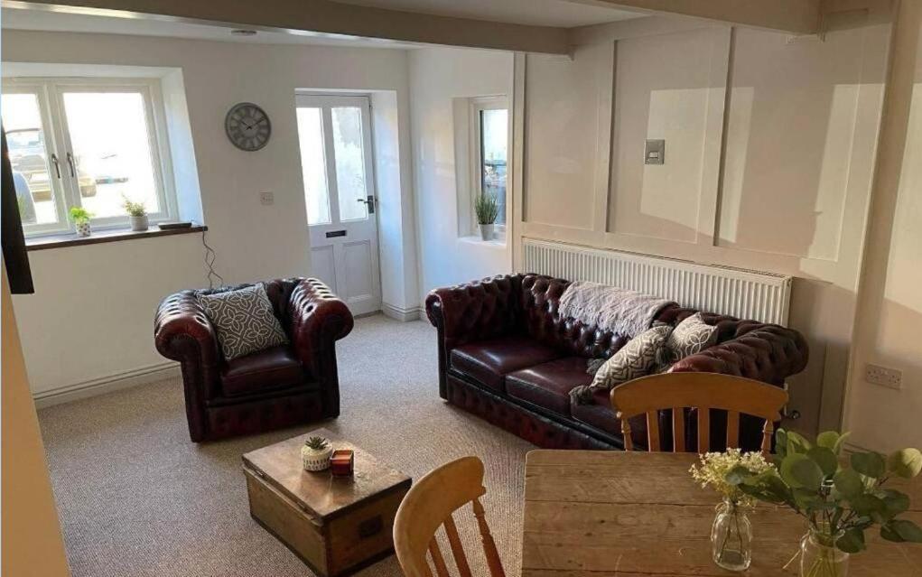 Grade Ii Listed 2 Bed With Free Parking Holiday home *